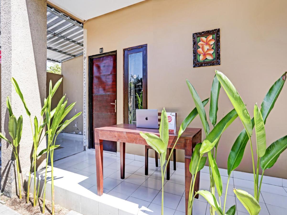 Oyo 90456 Moh Yamin Residence Balian Buitenkant foto