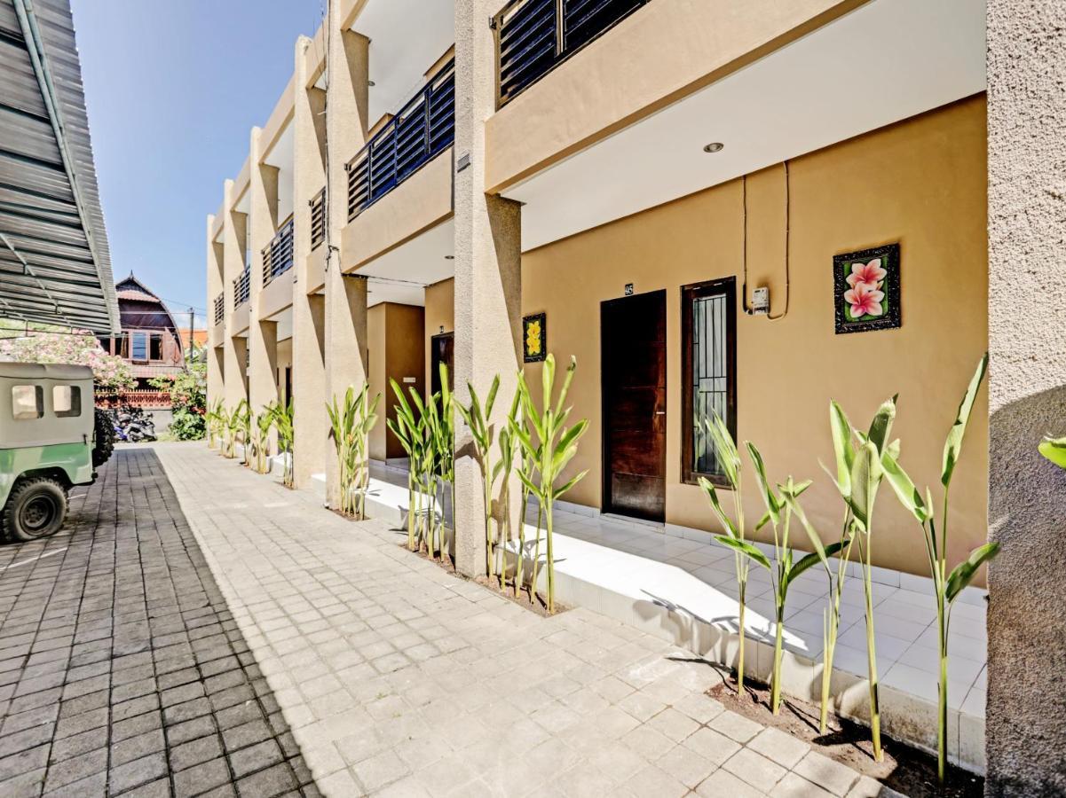 Oyo 90456 Moh Yamin Residence Balian Buitenkant foto
