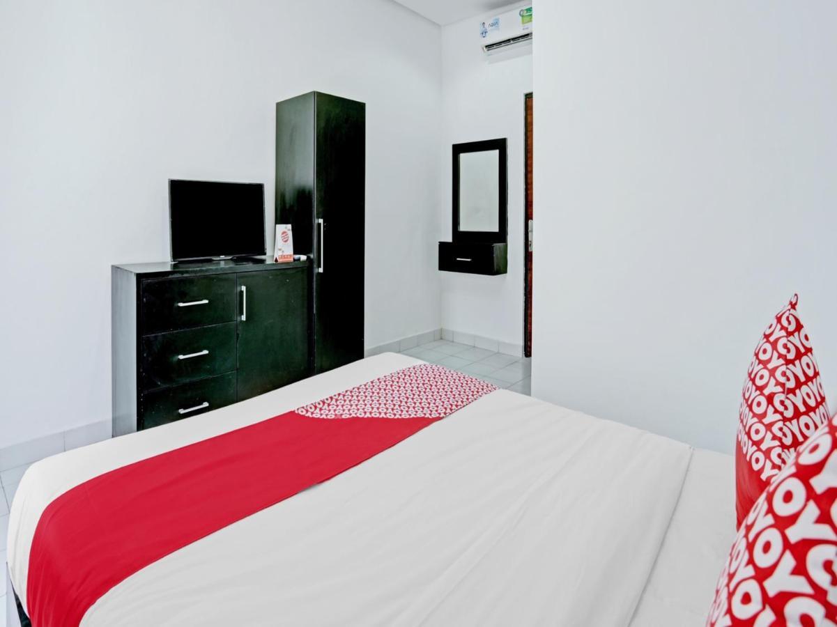 Oyo 90456 Moh Yamin Residence Balian Buitenkant foto